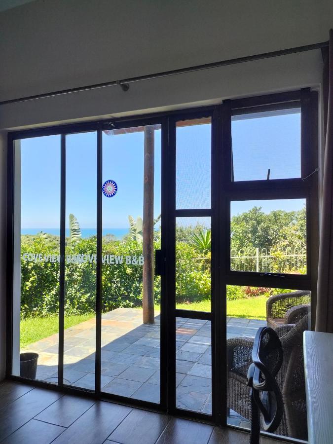 Cove View B&B East London Bagian luar foto